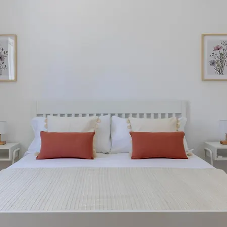 Fontane Bianche Villas